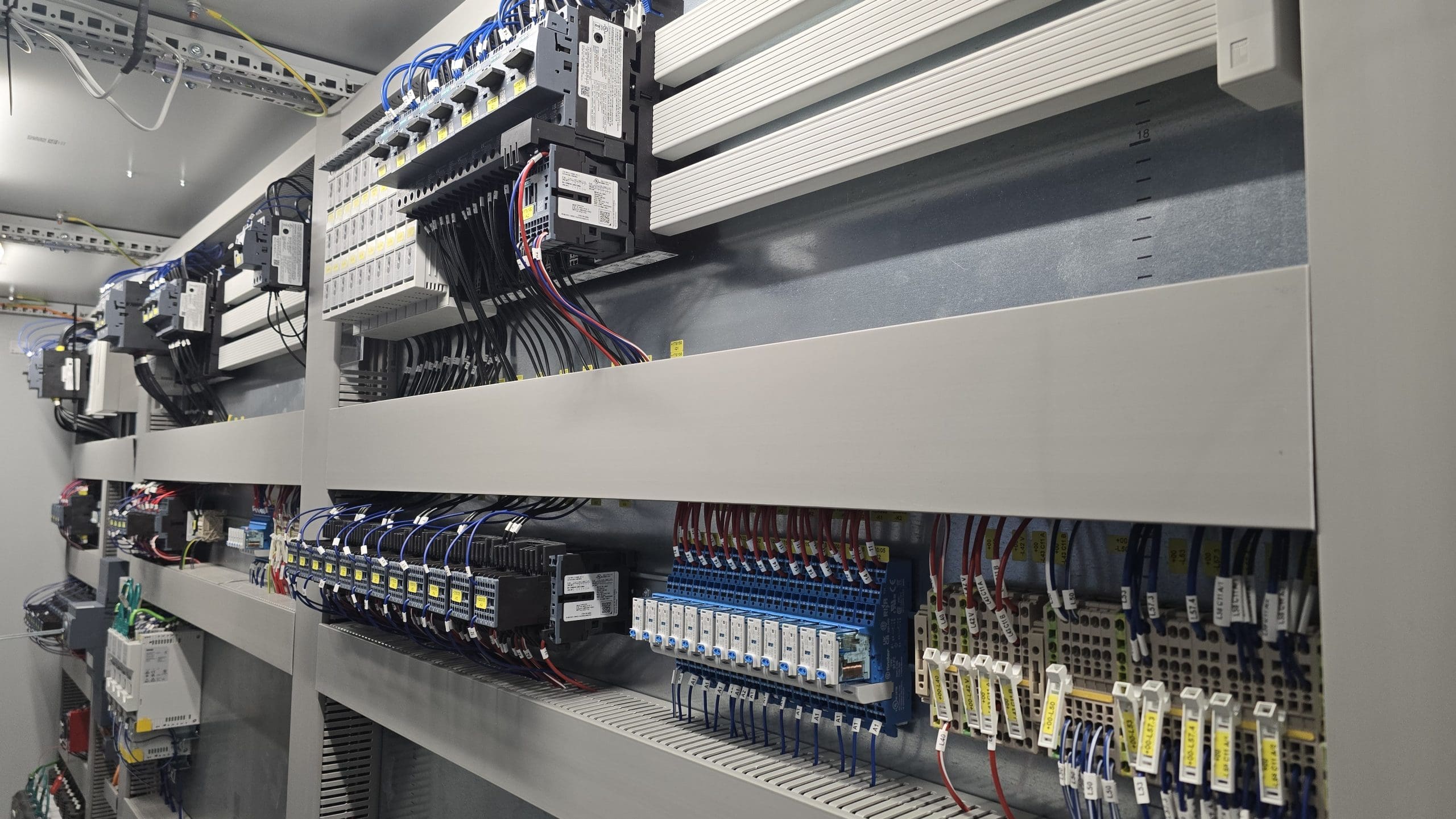 Elektroinštalacije za zanesljivo delovanje industrijskih procesov